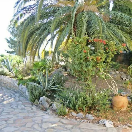 In Calpe, Alicante 103836 By Mo